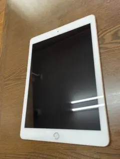 iPad 第6世代Wi-Fi+Cellularモデル 32GB シルバー