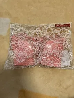 ラディアンヌ 脇高ピンクブラジャー