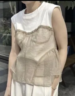 《極美品》カプリシレマージュ　オーガンジービスチェＴシャツ