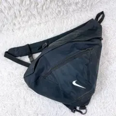 美品✨ナイキ ワンショルダーバッグ maruem スリングバッグ アーカイブ