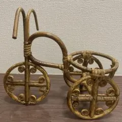 自転車　置物