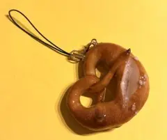 プレッツェル　ハンドメイド　ストラップ　& brezel ブレッツェル