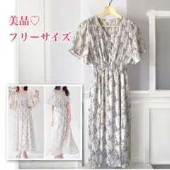【美品】ナチュラルクチュール フレアワンピース 花柄 半袖 サイズfree