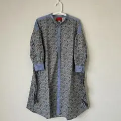 コットン小花柄　前開ワンピース　 キッズＭ　ブルー系