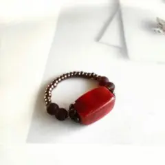 No.2641 深紅のレクタングルビーズリング