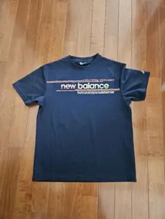 new balance ネイビー Tシャツ Mサイズ