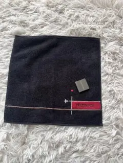 TRUSSARDI タオルハンカチ 黒赤　ハート