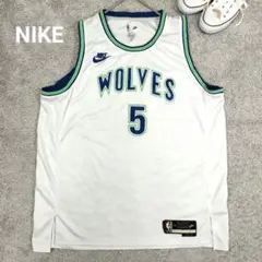 Item thumbnail for item 1872fa8f-0d45-4985-aeea-9c312207fc28