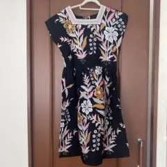 Batik Bintang ノースリーブワンピース