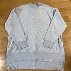 グレー スウェットトレーナー