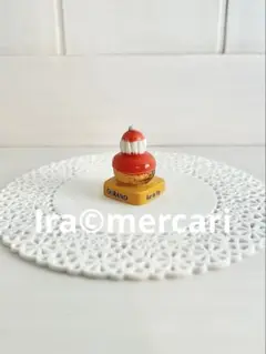 ルリジューズのフェーブ⑦ フェーヴ　ミニチュア　陶器　お菓子　フランス製