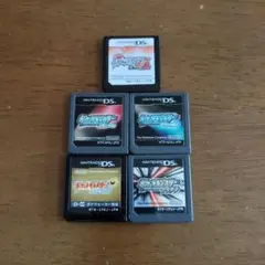 ポケモンとイナズマイレブンのDSのカセットです