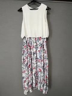 URBAN RESEARCH 花柄ノースリーブワンピース