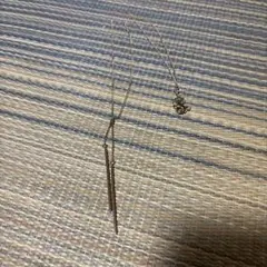 ゴールド　スティック型ペンダントネックレス