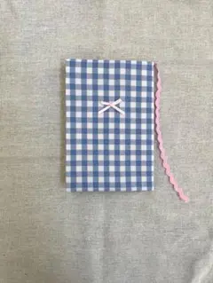 ブックカバー 文庫本 ハンドメイド　リボン