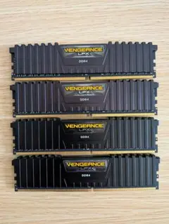 Corsair VENGEANCE DDR4メモリ 3200MHz 8GB 4枚