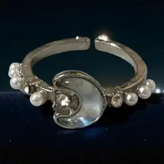 Item thumbnail for item 0682ce4a-5931-4e49-97ae-13a3b6e5f907