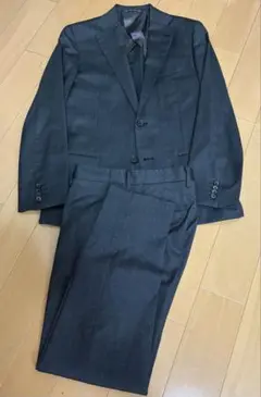 シップス ダークグレー スーツ（ロロピアーナウール Super 130's）