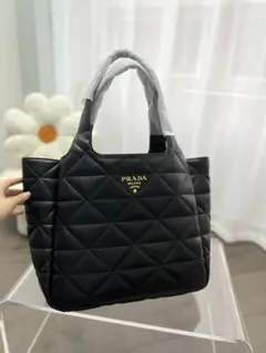 プラダ ハンドバッグ
