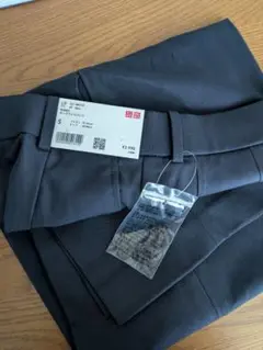 新品 ユニクロタックワイドパンツ Sサイズ ネイビー