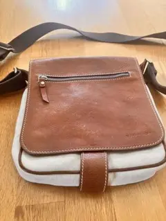 DIONIGIショルダーバック