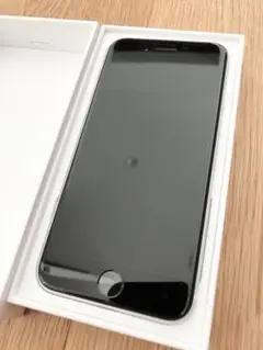 【バッテリー：76%】iPhone SE2 64GB ホワイト 第2世代 国内版