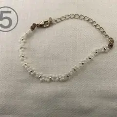 フラワービーズ　ブレスレット　ホワイト　⑤