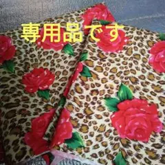黄色のヒョウ柄柄&赤いバラ 裏ラミネート　2枚セット