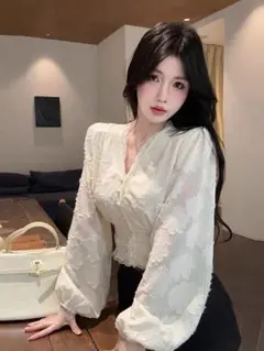 Item thumbnail for item e51b6e73-3d05-4e4f-bbb8-7494db6bb038