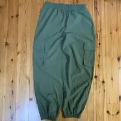 レディース　パンツ　Mサイズ