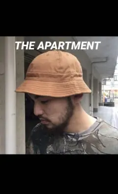 THE APARTMENT 6 PANEL BELL HAT
