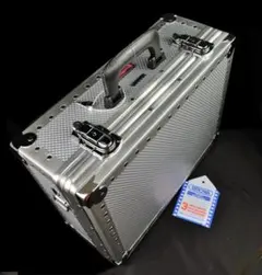 Item thumbnail for item 9da6d28c-ef79-43c8-925c-4d6afacaa38d