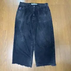 Item thumbnail for item 7b487acb-1bc4-4c84-a7d4-418f49416333