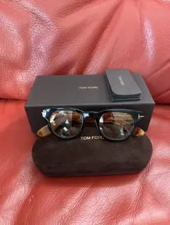 トムフォードTF5116