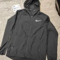NIKERUNNING　ナイキランニング　トレーニングウェア　ランニングウェア