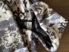 Item thumbnail for item e473772d-bace-4ca7-a9c4-840fcd01e8ef