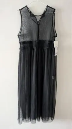 再値下げしました！新品Ray BEAMS ブラック　シアーノースリーブワンピース