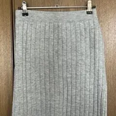 アーバンリサーチ　ニット　タイトスカート