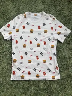 NIKE ハンバーガー柄　Tシャツ　Mサイズ