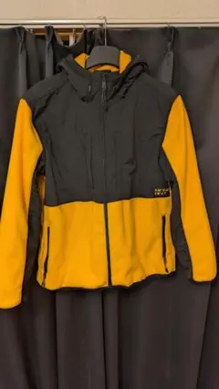 Item thumbnail for item a4770c18-e799-477e-aa7d-e24c7dd36030