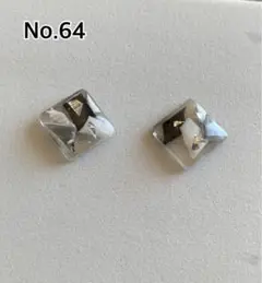 ハンドメイド　ピアス　ダークグレー