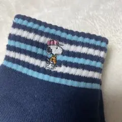 美品　スヌーピー刺繍 ネイビー ストライプソックス