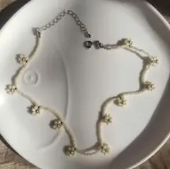 【handmade】フラワー ネックレス ホワイトモカ