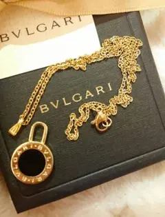 【正規 未使用】BVLGARI 金×黒ロゴ刻印チャーム/ネックレスチェーン