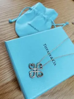 Tiffany u0026 Co ラビングハートペンダント クローバー