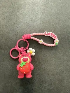ディズニー　Disney ロッツォ　いちご　キーホルダー　キーリング　ピンク