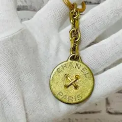 シャネル CHANEL キーホルダー キーリング ボタンモチーフ