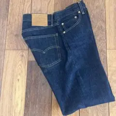 美品Levi's Lot 555 リラックスストレートデニム