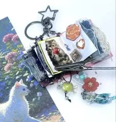 ミニ雑記帳キーホルダー　手のひらサイズ　ジャンクジャーナル　ハンドメイド