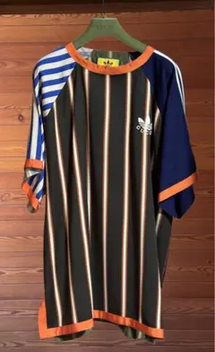 【新品未使用】グッチ　アディダス　サイドストライプワンピース 712711 GUCCI×adidas 22AWスリーラインワンピース712711 712711 レッド